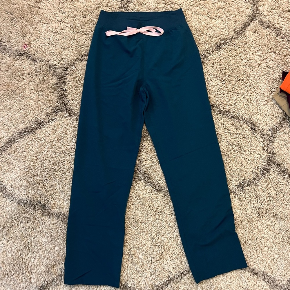 Figs straight leg scrubs